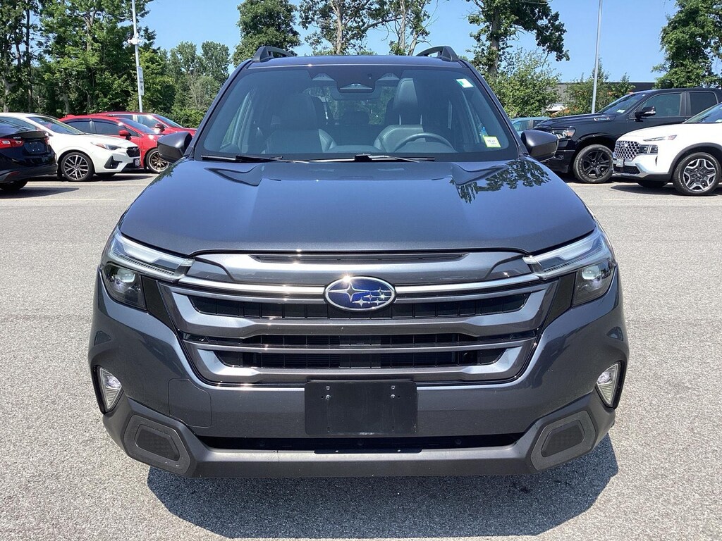 Used 2025 Subaru Forester Limited SUV