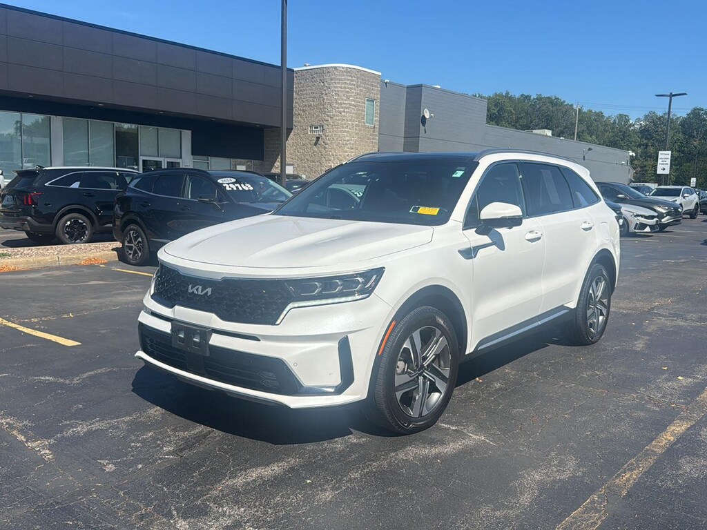 Used 2023 Kia Sorento Hybrid SX Prestige SUV