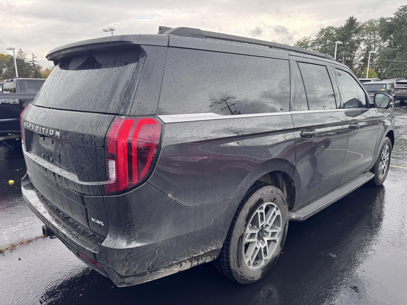 Used 2025 Ford Expedition Max Active SUV