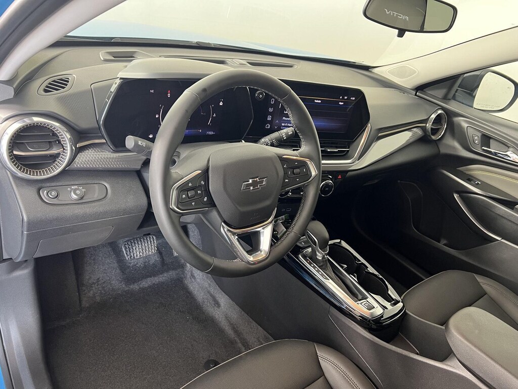 Used 2025 Chevrolet Trax Activ SUV
