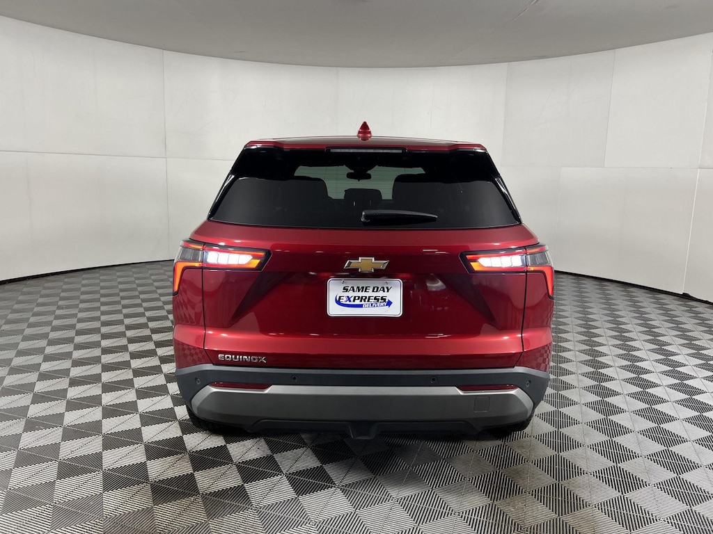 Used 2026 Chevrolet Equinox FWD LT SUV