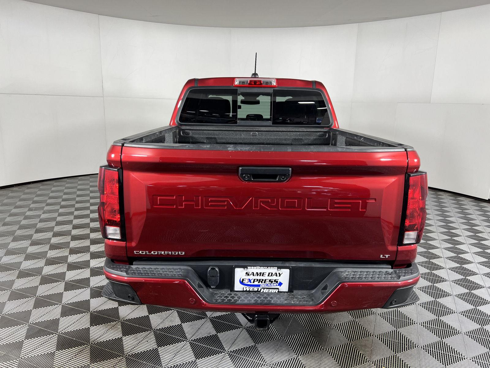 Used 2024 Chevrolet Colorado 4WD LT Truck