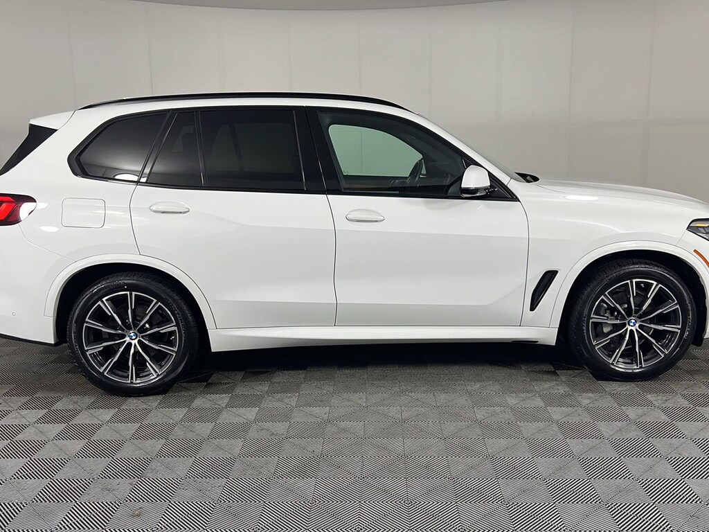 Certified 2023 BMW X5 xDrive40i Sports Activity Vehicle
