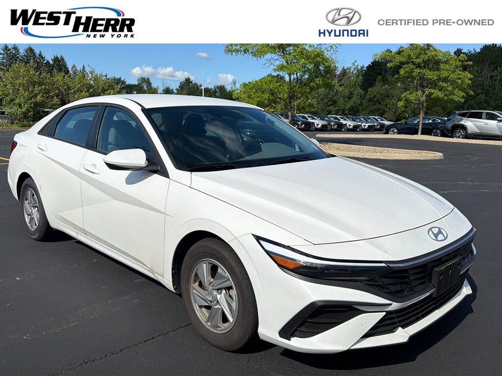 Certified 2025 Hyundai Elantra SE Sedan