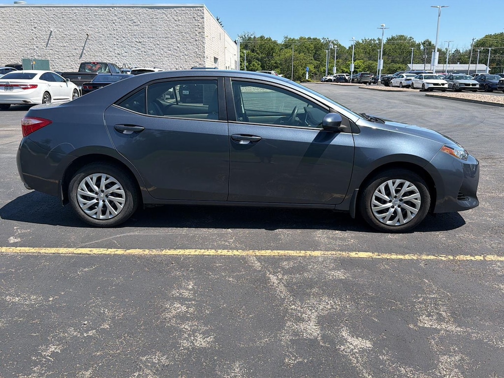 Used 2017 Toyota Corolla LE Sedan
