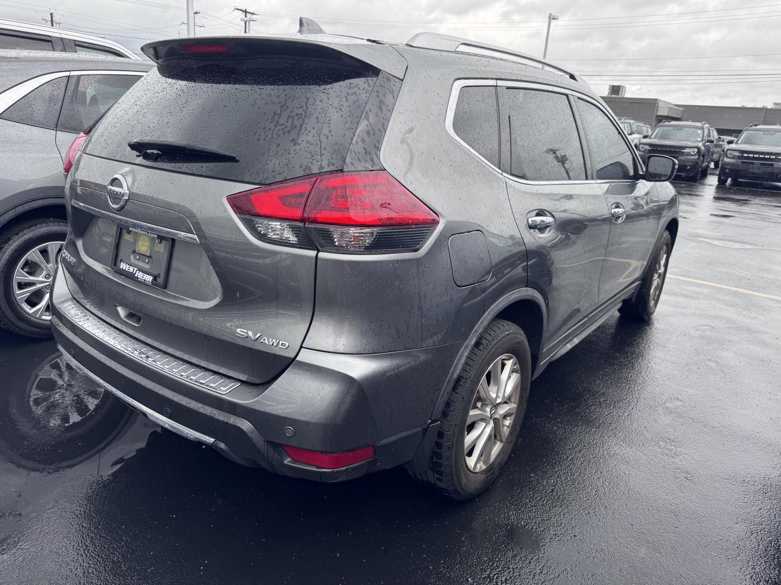 Used 2020 Nissan Rogue SV SUV