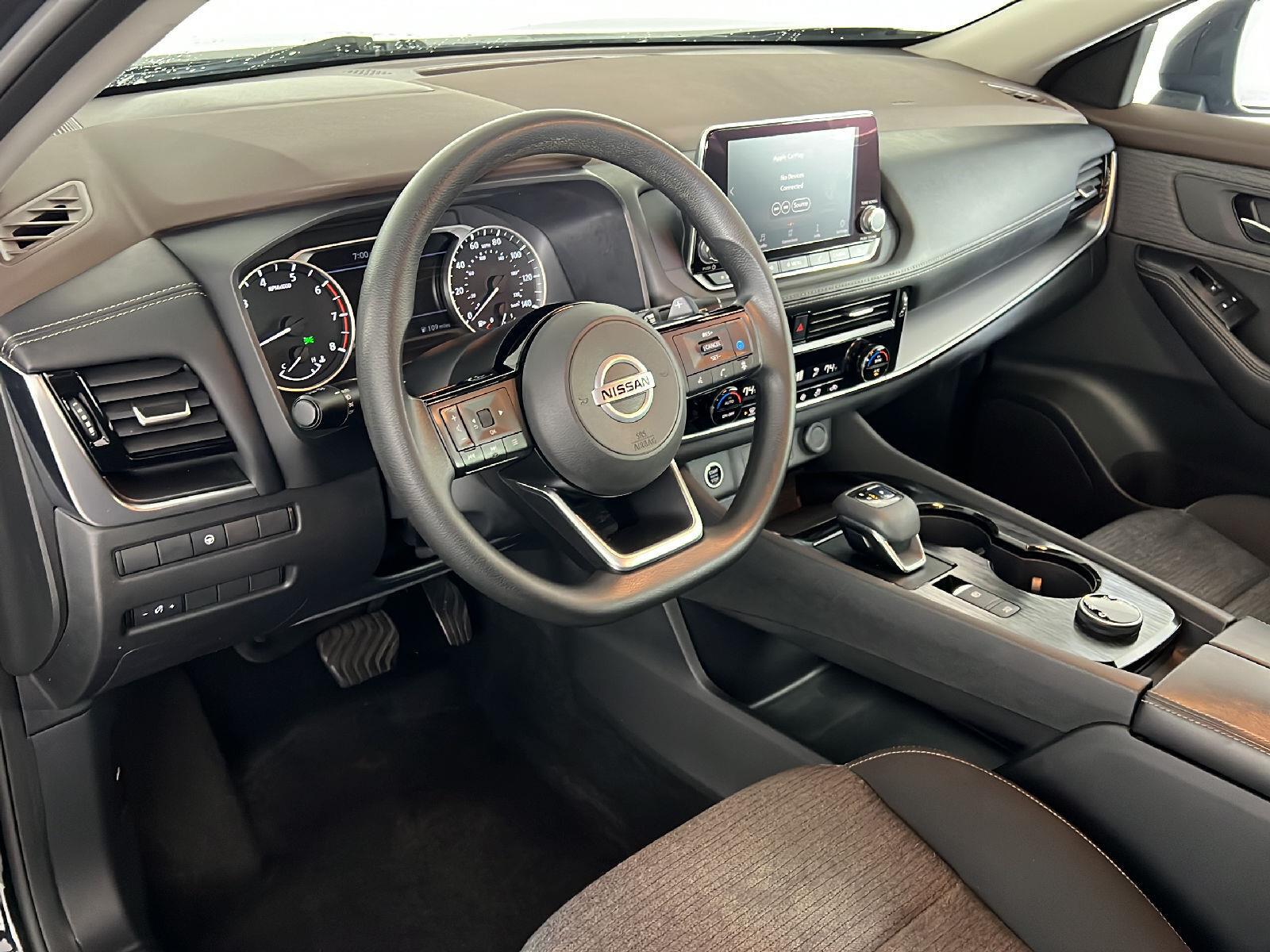 Used 2021 Nissan Rogue SV SUV