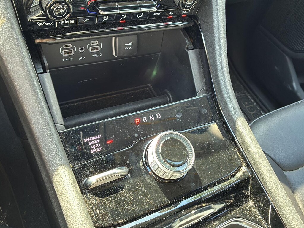 Used 2023 Jeep Grand Cherokee UT