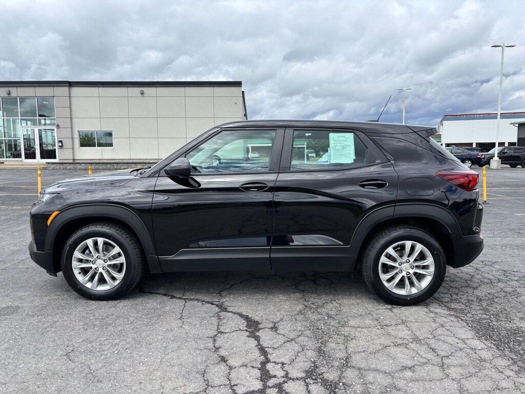 Used 2022 Chevrolet Trailblazer LS SUV