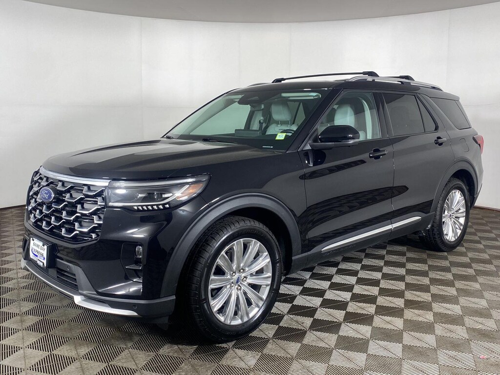 Used 2025 Ford Explorer Platinum SUV