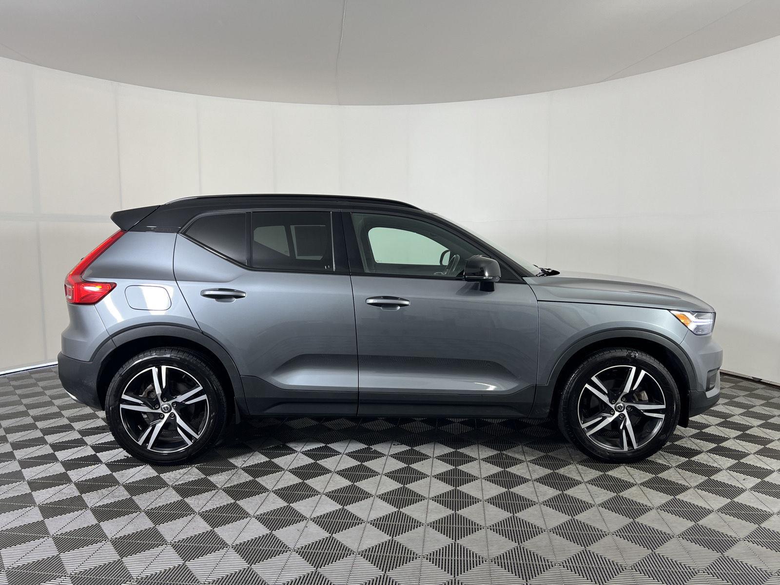 Used 2019 Volvo XC40 R-Design SUV