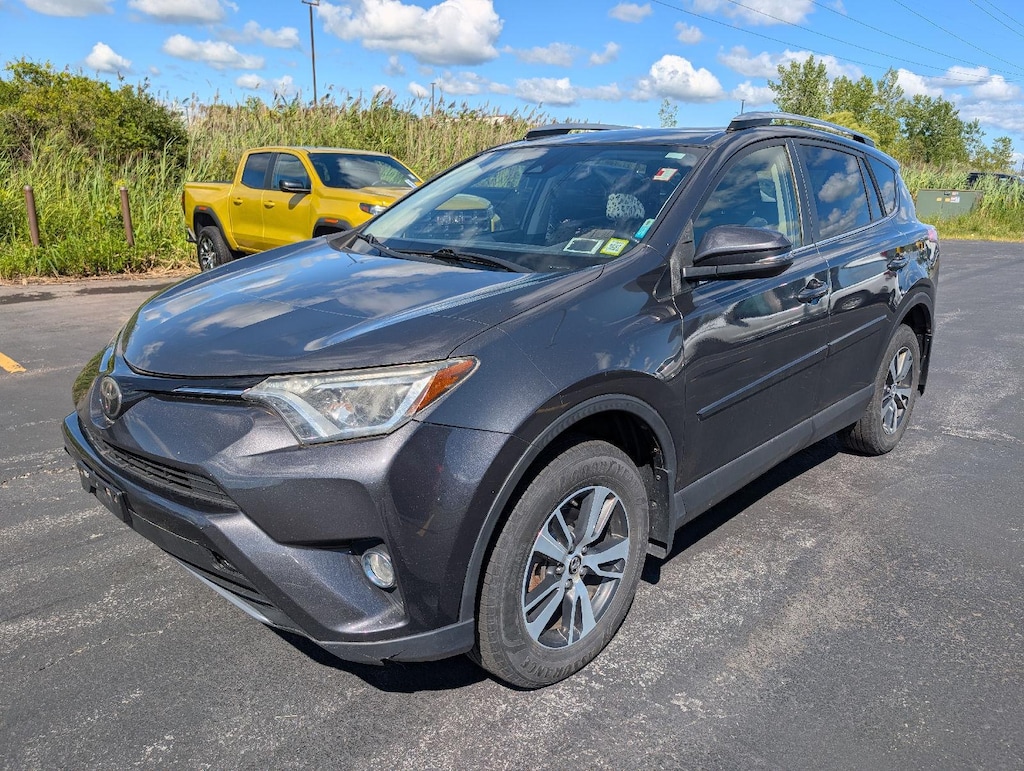 Used 2018 Toyota RAV4 XLE SUV