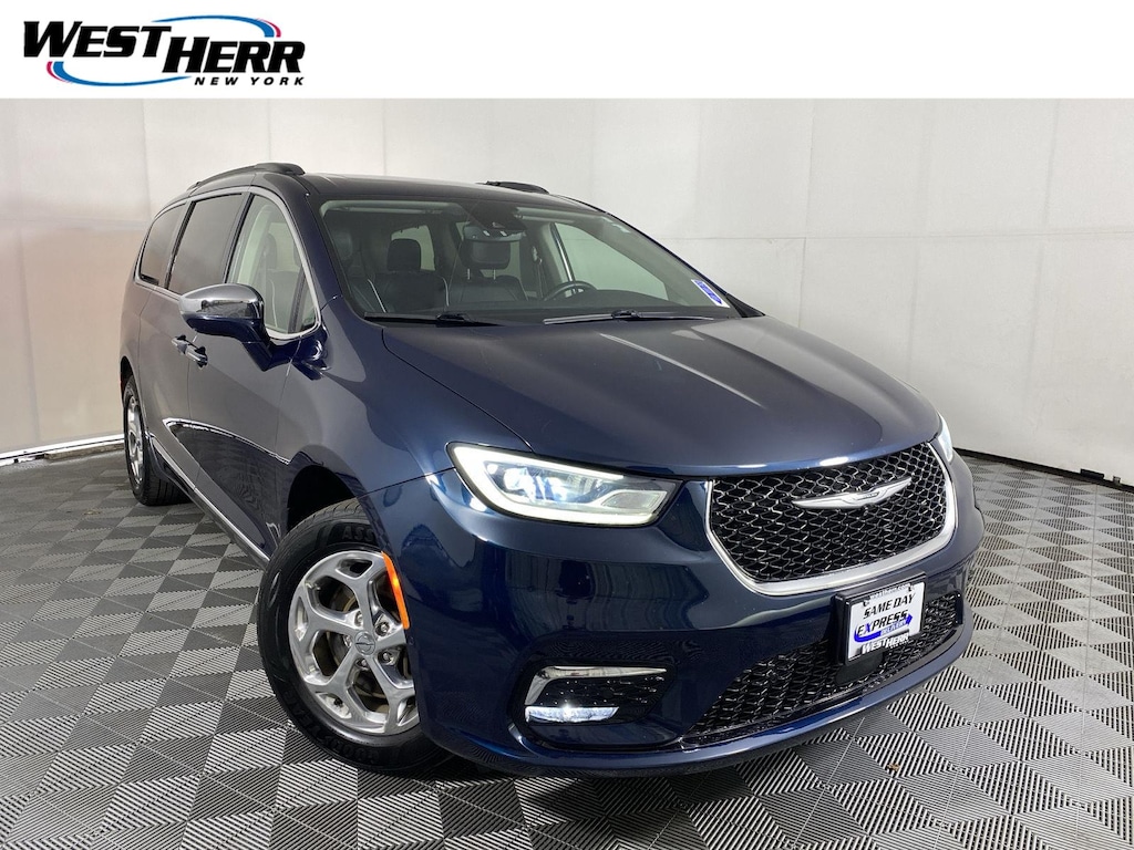 Used 2022 Chrysler Pacifica Limited Van