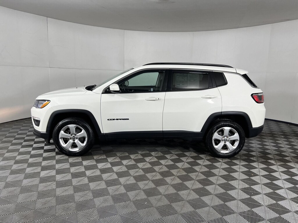 Used 2018 Jeep Compass Latitude SUV