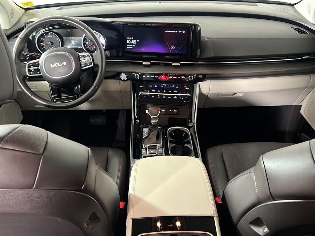 Certified 2024 Kia Carnival EX Van