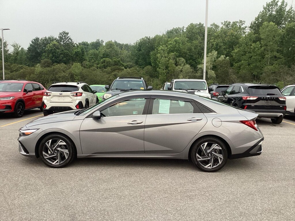 Used 2024 Hyundai Elantra 4DSD
