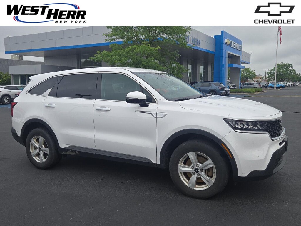Used 2023 Kia Sorento LX SUV