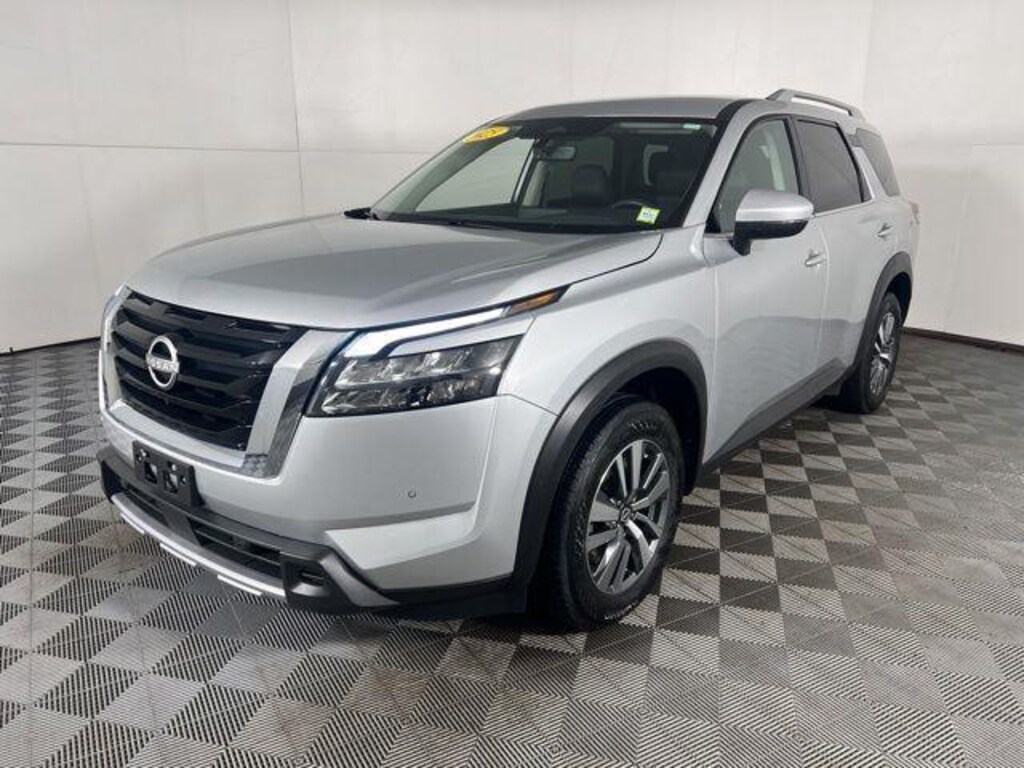 Certified 2025 Nissan Pathfinder SL SUV
