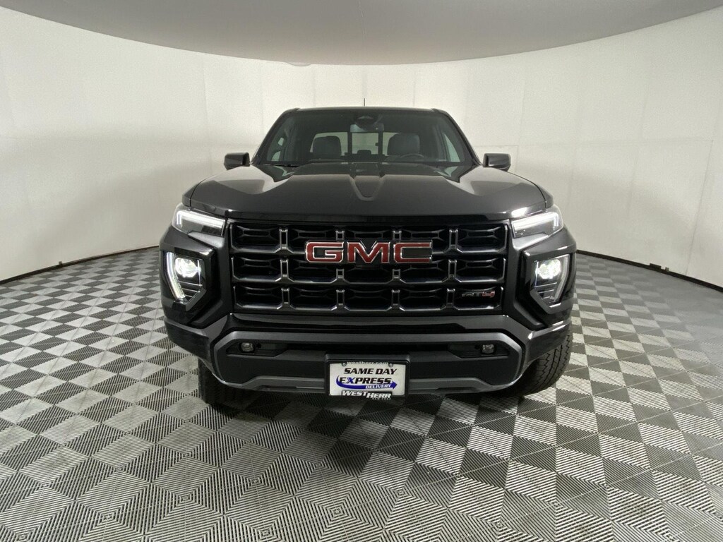 Used 2024 GMC Canyon 4WD AT4 Truck