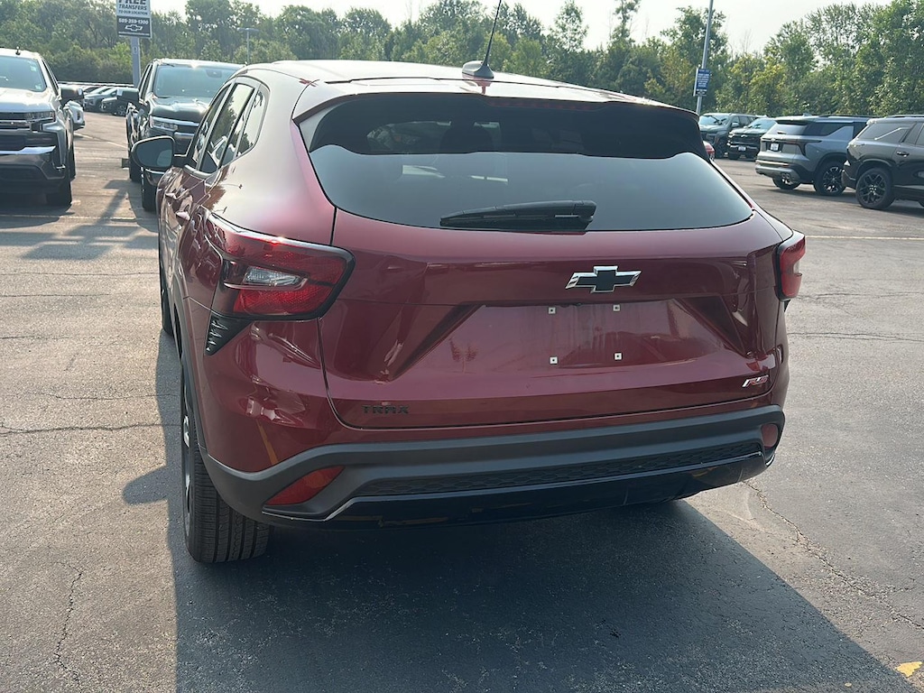 Used 2024 Chevrolet Trax 1RS SUV