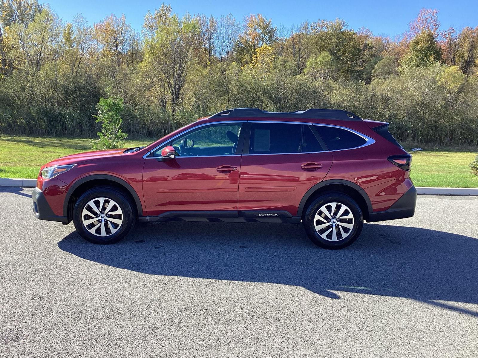 Used 2022 Subaru Outback Premium SUV