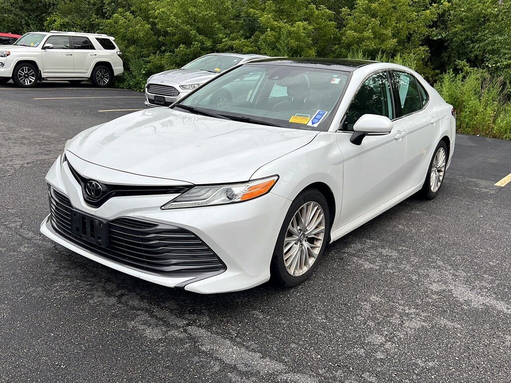 Used 2019 Toyota Camry XLE Sedan