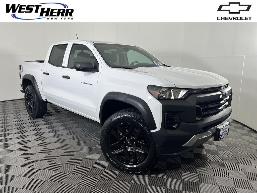 Used 2023 Chevrolet Colorado 4WD Trail Boss Truck