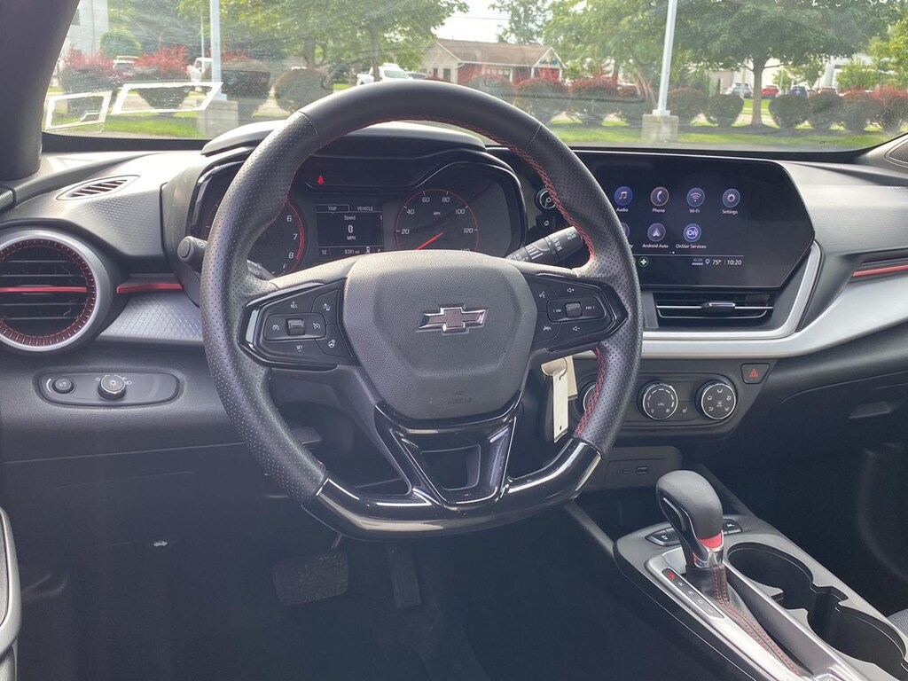 Used 2024 Chevrolet Trax 1RS SUV