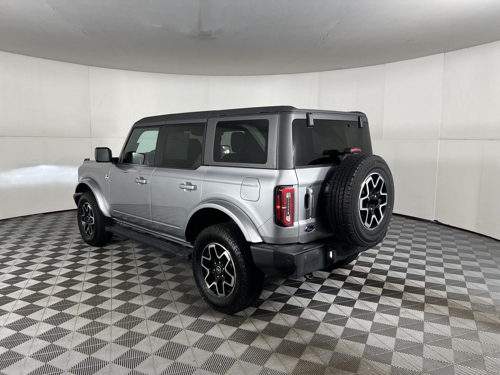 Used 2023 Ford Bronco Outer Banks SUV