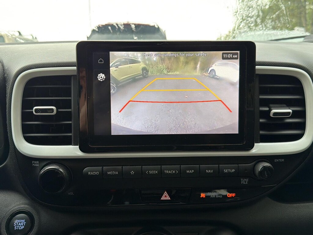 Used 2023 Hyundai Venue Limited SUV