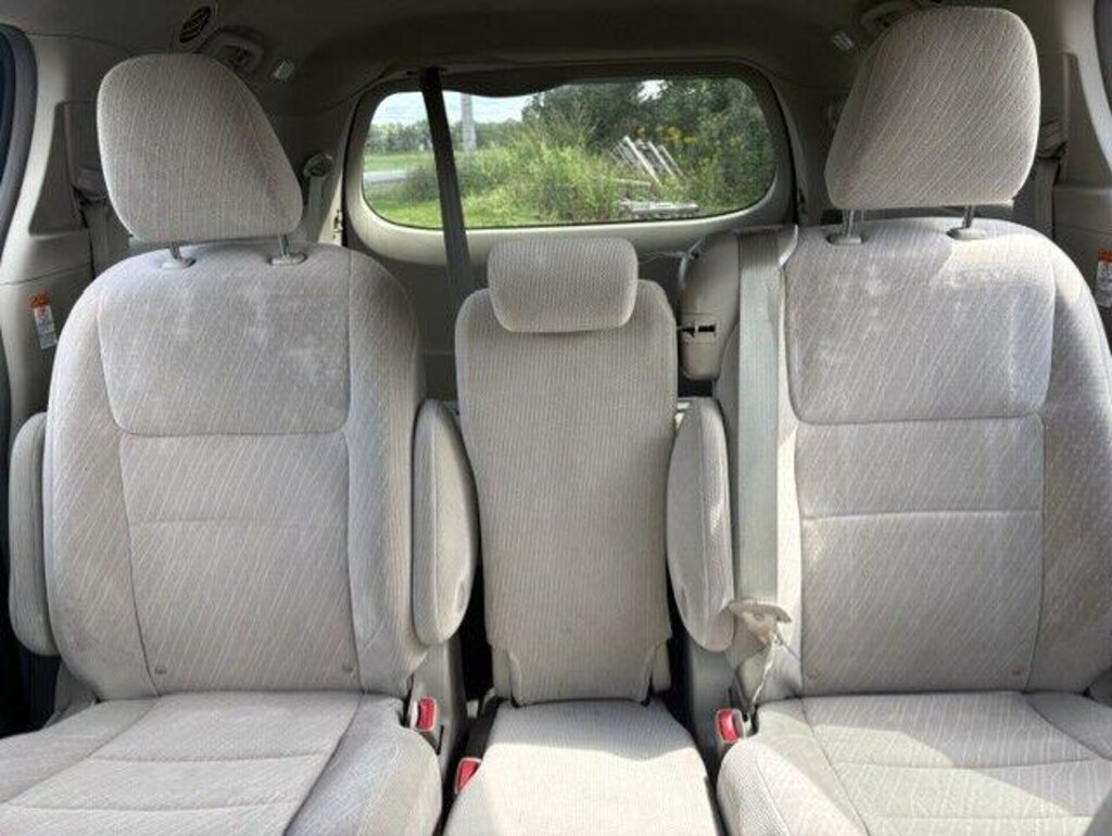 Used 2019 Toyota Sienna LE Van