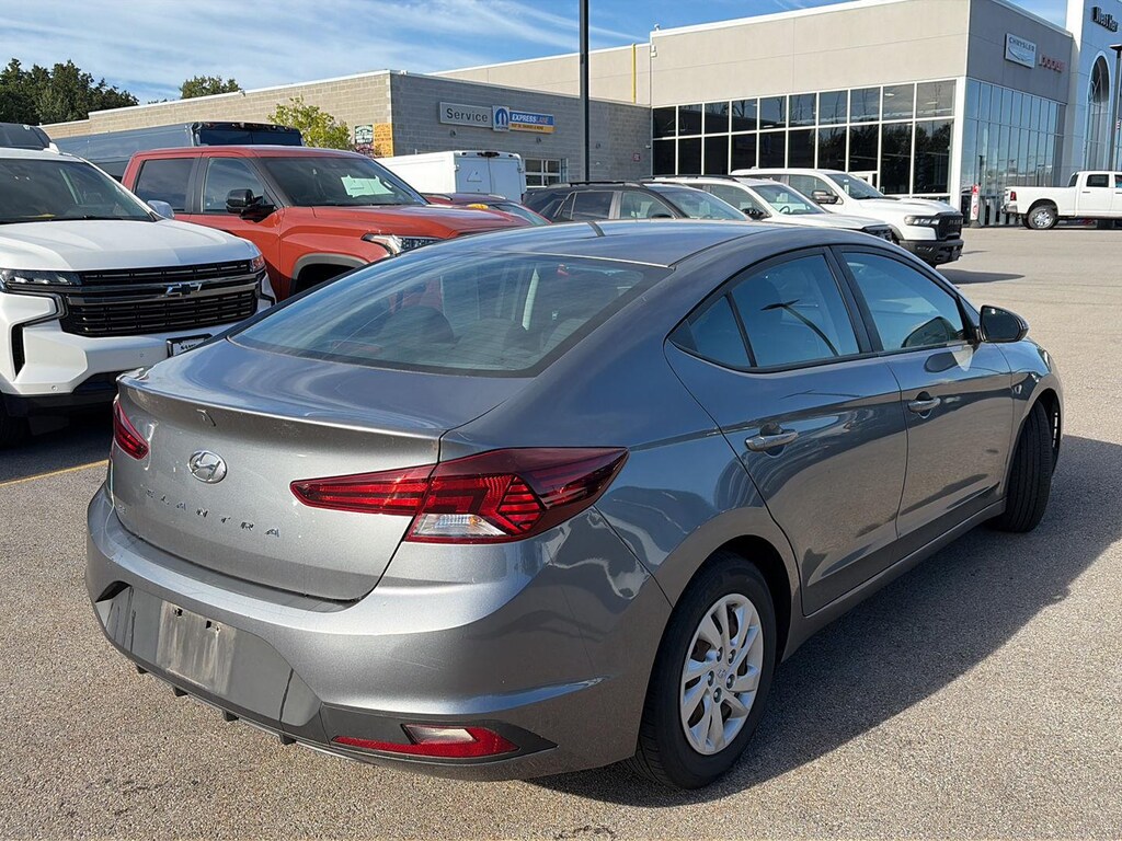 Used 2019 Hyundai Elantra SE Sedan