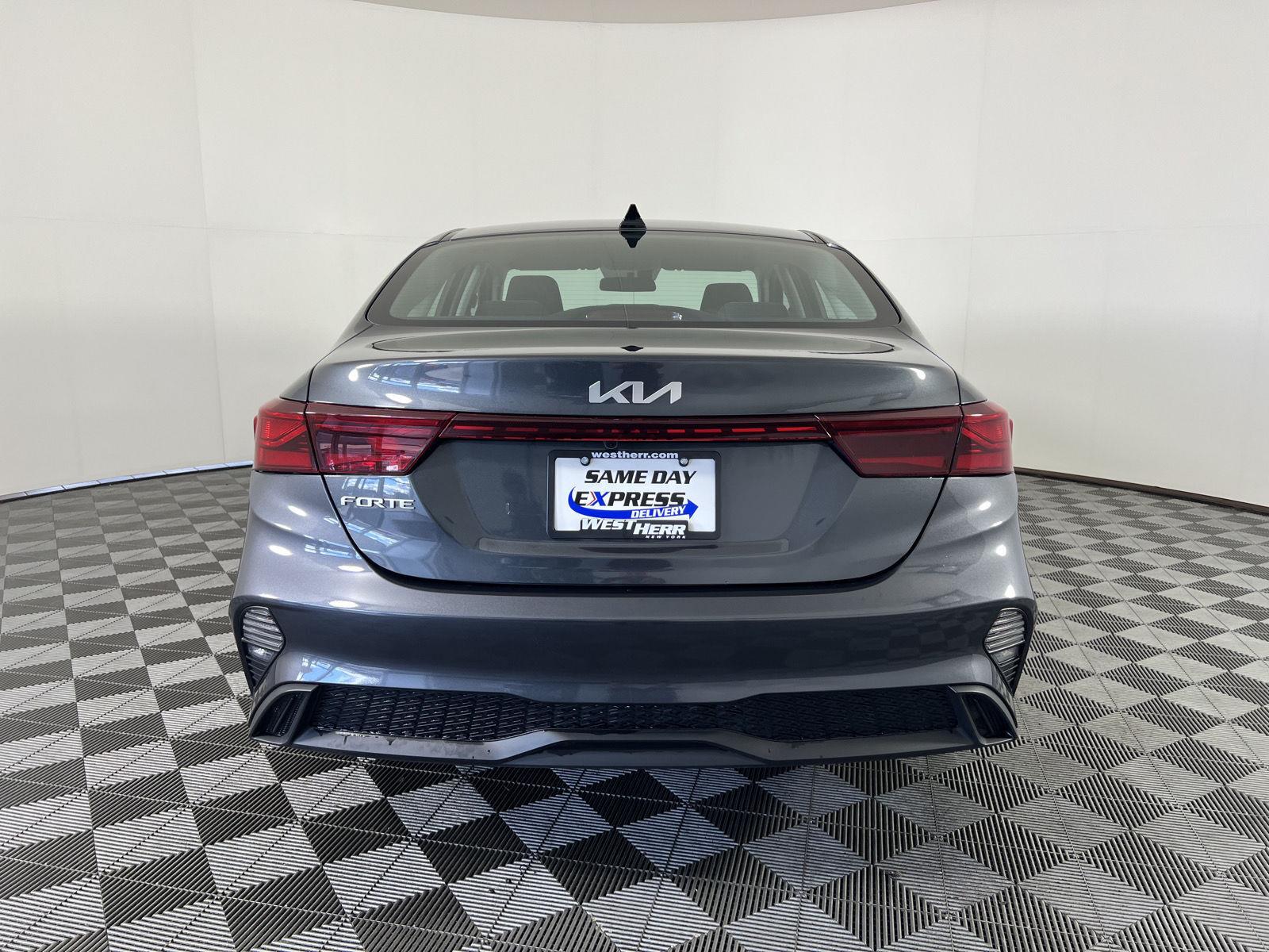 Used 2024 Kia Forte LXS Sedan