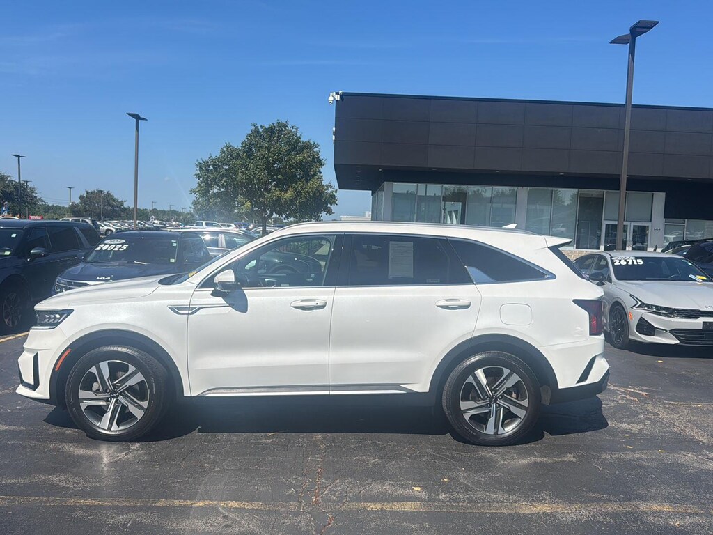 Used 2023 Kia Sorento Hybrid SX Prestige SUV