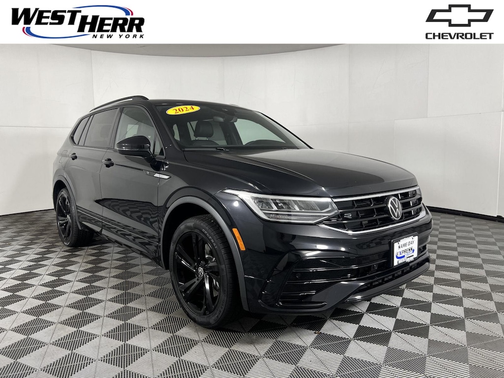 Used 2024 Volkswagen Tiguan SE R-Line Black SUV
