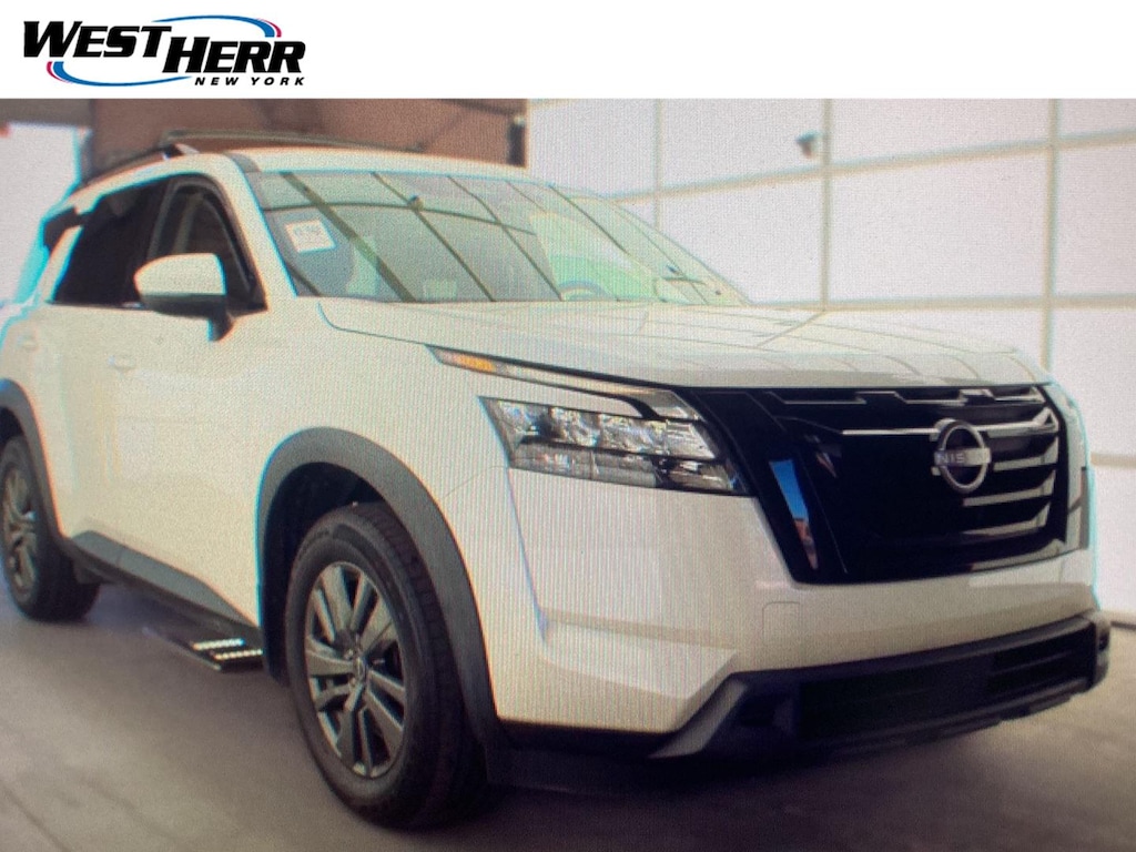 Used 2023 Nissan Pathfinder SV SUV
