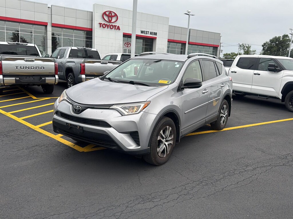 Used 2018 Toyota RAV4 LE SUV