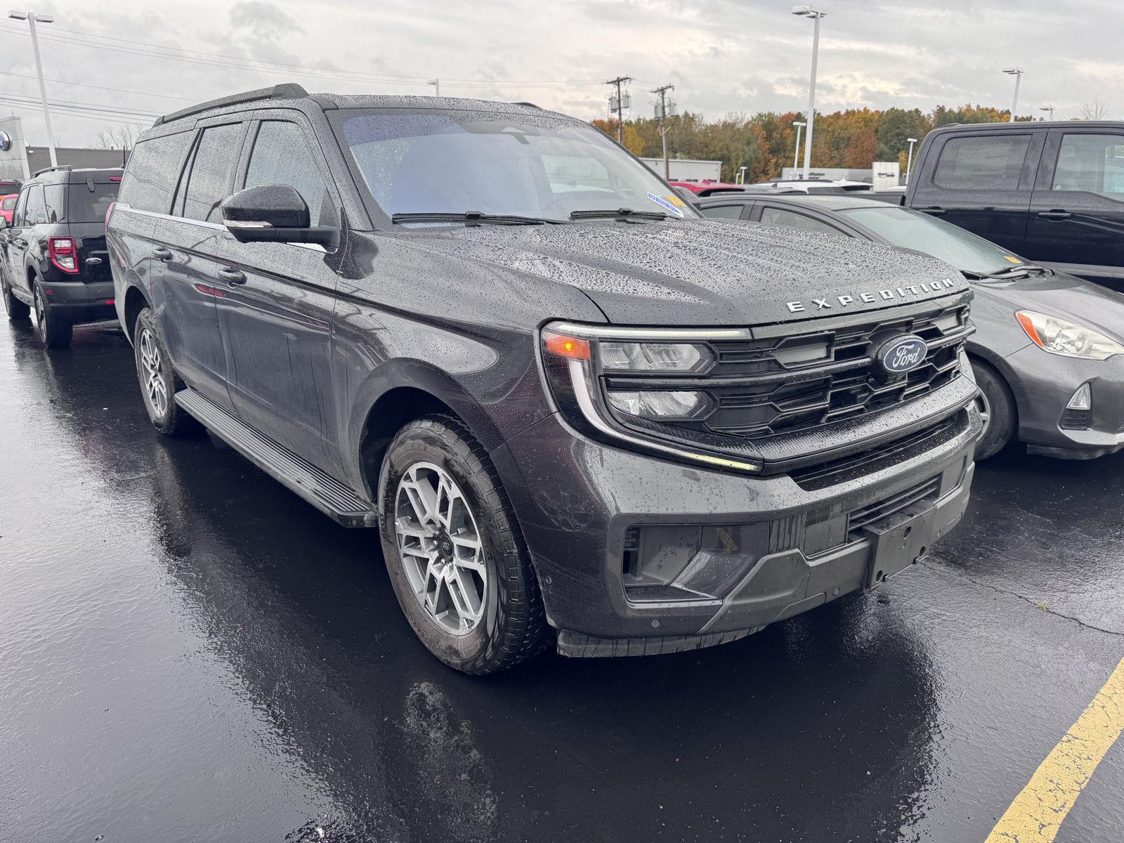 Used 2025 Ford Expedition Max Active SUV