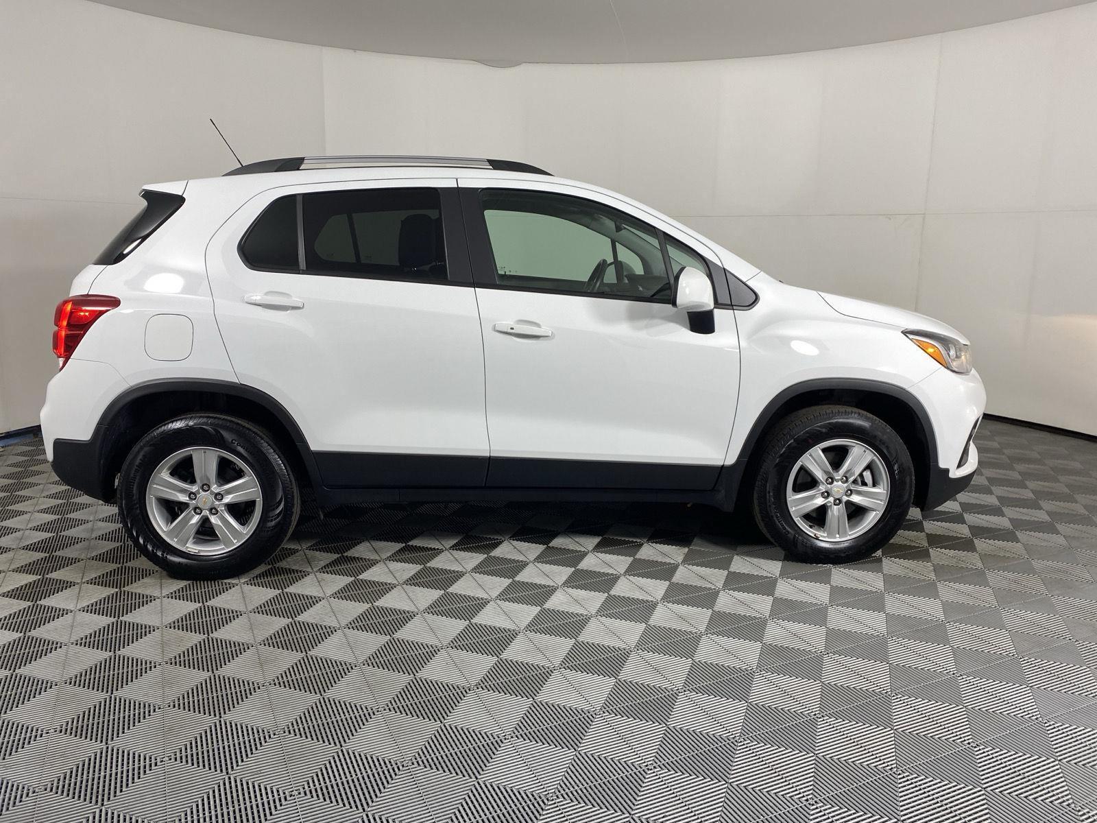 Used 2022 Chevrolet Trax LT SUV