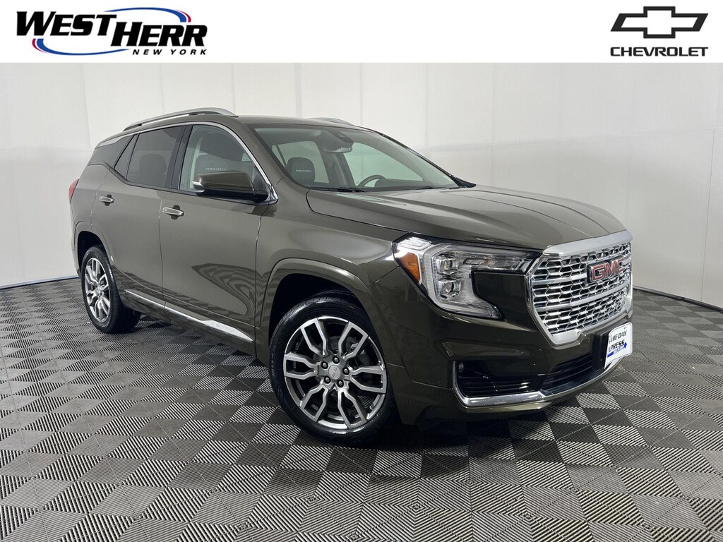 Used 2023 GMC Terrain Denali SUV
