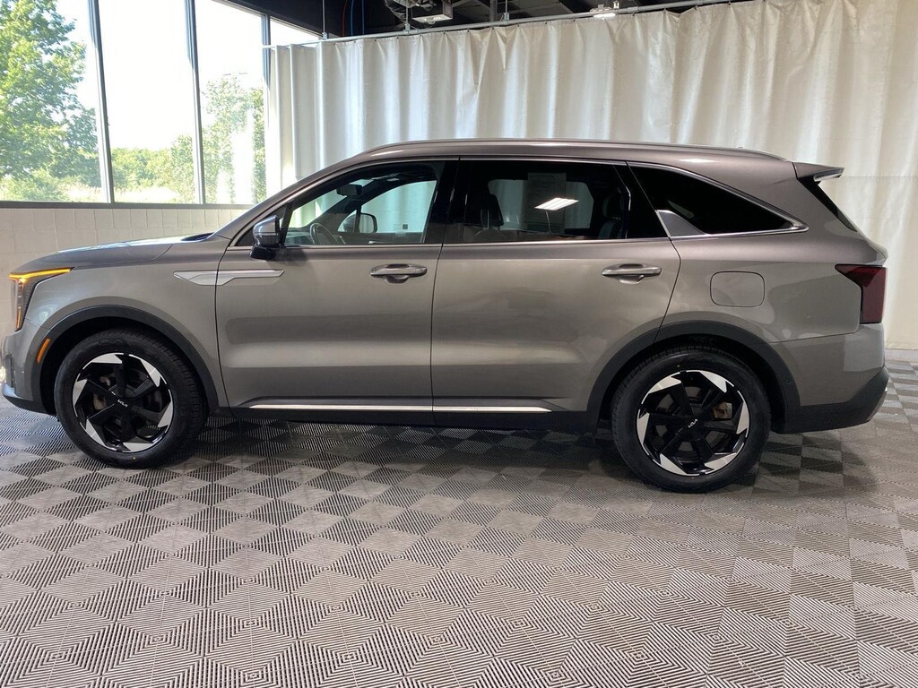 Used 2025 Kia Sorento Hybrid SX Prestige SUV