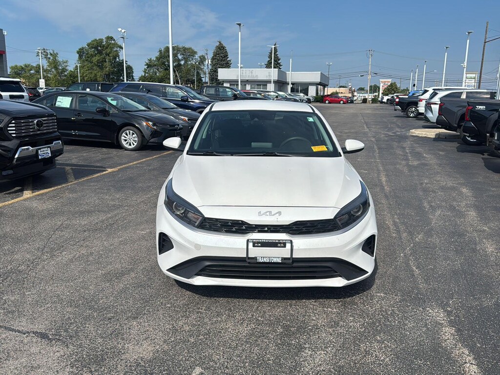 Used 2023 Kia Forte LXS Sedan