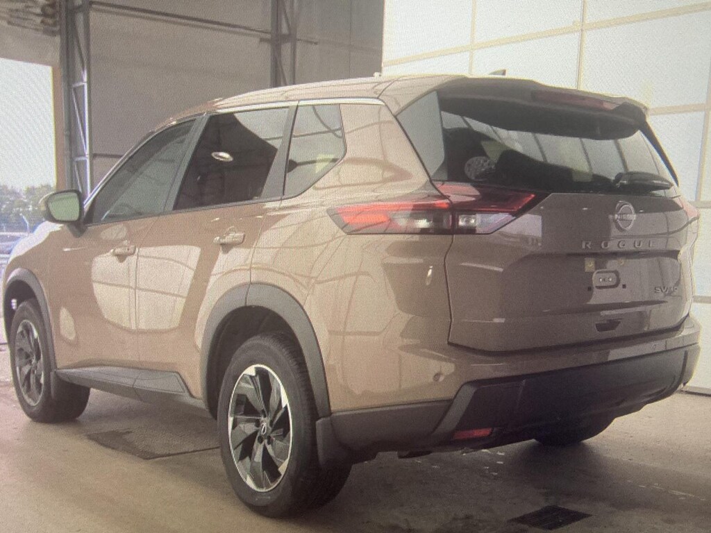 Used 2024 Nissan Rogue SV SUV