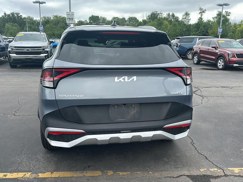 Used 2024 Kia Sportage EX SUV