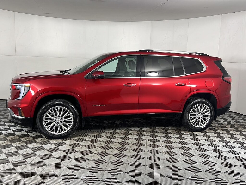 Used 2024 GMC Acadia AWD Denali