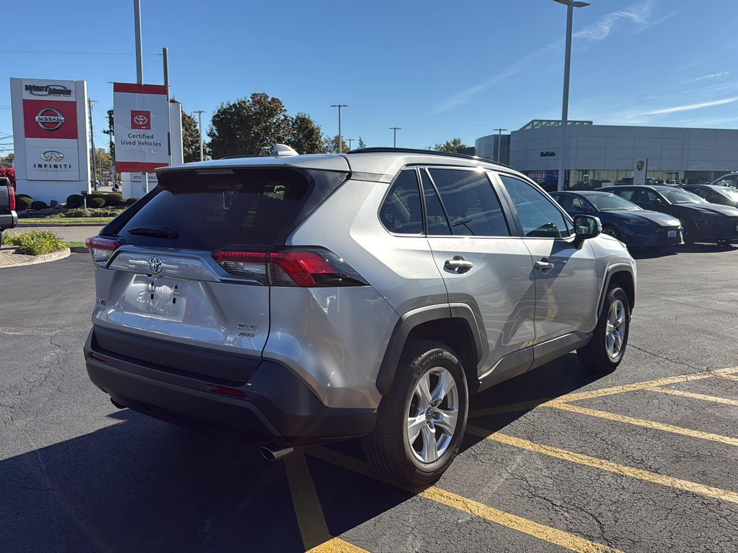 Used 2020 Toyota RAV4 XLE SUV