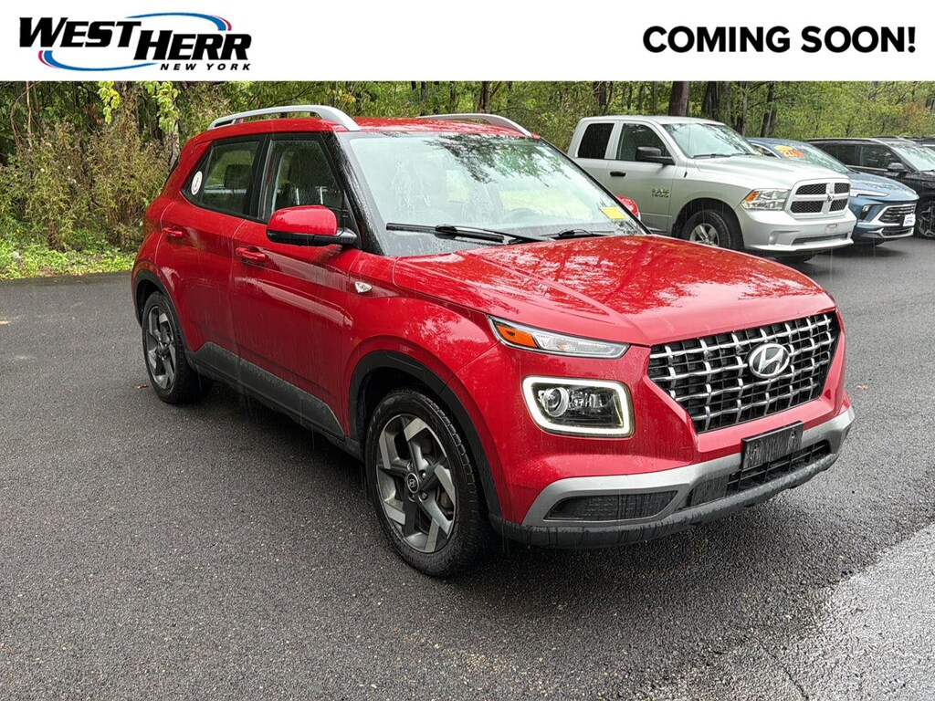 Used 2023 Hyundai Venue Limited SUV