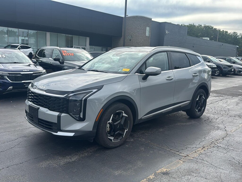 Certified 2026 Kia Sportage EX SUV