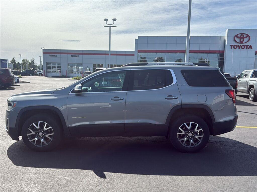 Used 2023 GMC Acadia SLE