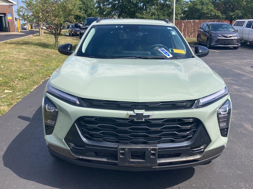Used 2024 Chevrolet Trax Activ SUV